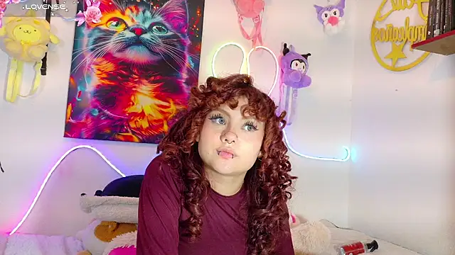 צ'אט XXX בשידור חי של theiamoon