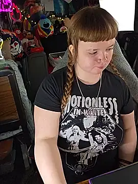 VelvetDiablo XXX чат на живо
