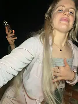 Holly-Glamour Webcam-Show