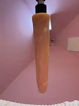 XXX chat uživo modela Rinamay_