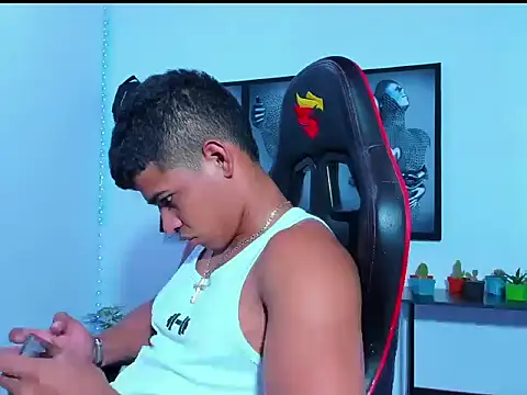 Chat XXX en directo de Mia_Stand
