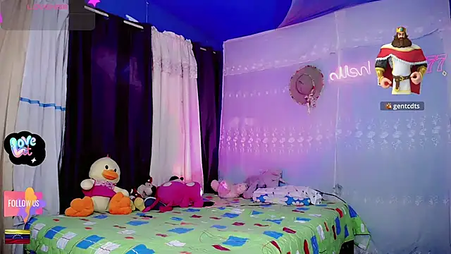 lilith-12 Adlı Modelin Canlı XXX Sohbeti