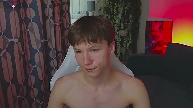 cuMte_boy élő XXX-chatje