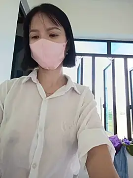 Emma_Linh 现场XXX聊天