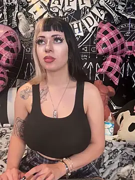 Chatroom XXX en direct de Paige_Turner