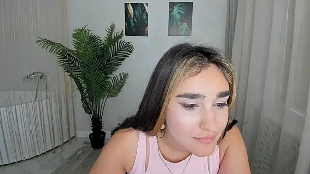 GoldenHeart_1 Chat XXX live