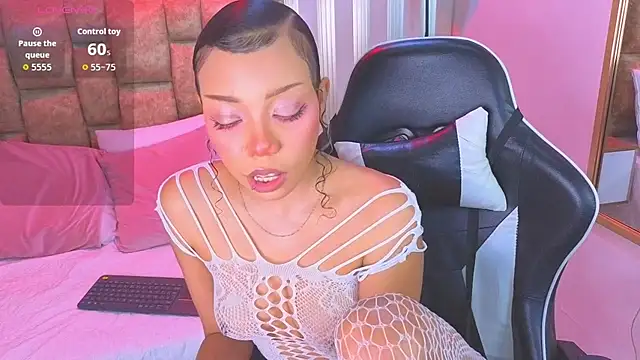Chat +18 de lilith_pink__ ao vivo