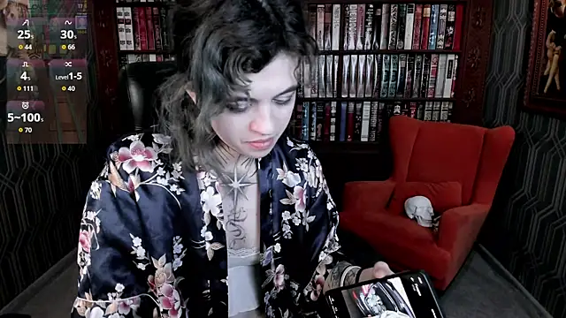 Chat XXX en directo de NoelleGothicShadow