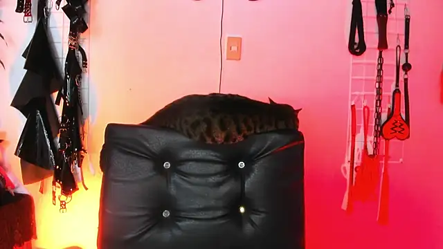 Živý XXX chat irregular_fetish_