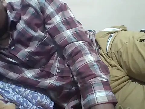 Webkamerová show gujju_arav