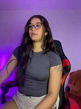 Bunny22_ XXX чат на жи во