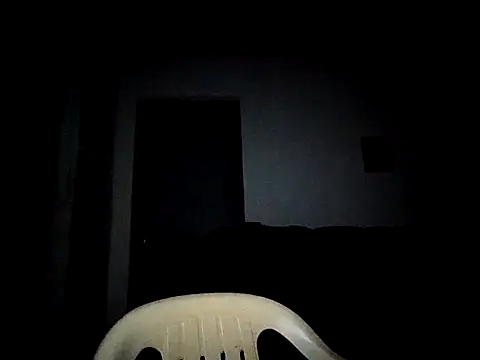 tarra122 – Naživo XXX chat