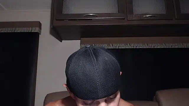 Chat +18 de ThickD2C ao vivo