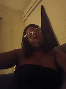 Xochillovemoney2 Live XXX-chat