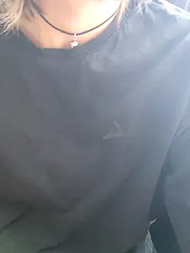 Chat XXX en directo de Aashikalaa