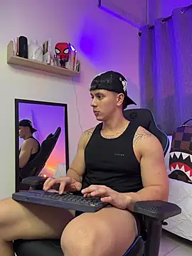 ASHTON_HILS 网络视讯表演