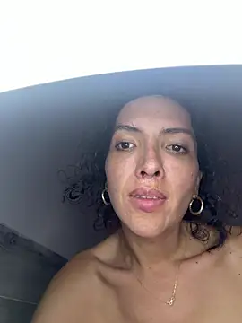 yuliethsanchez – Live XXX-chat
