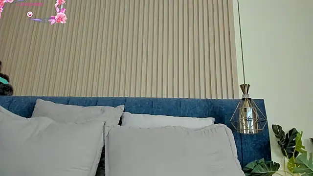 Chatroom XXX en direct de kathecute__