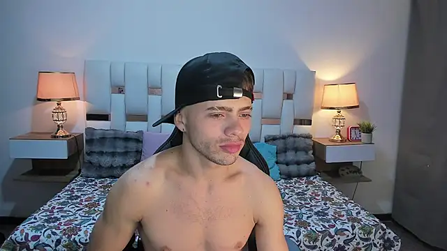 Chat +18 de Zeus_damian21 ao vivo
