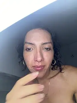 yuliethsanchez live XXX chat