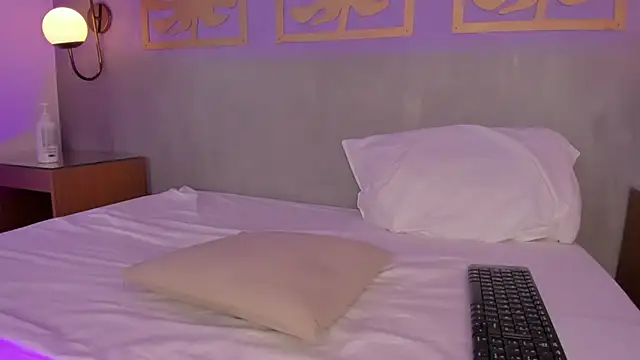 lia_sexx19 Adlı Modelin Canlı XXX Sohbeti