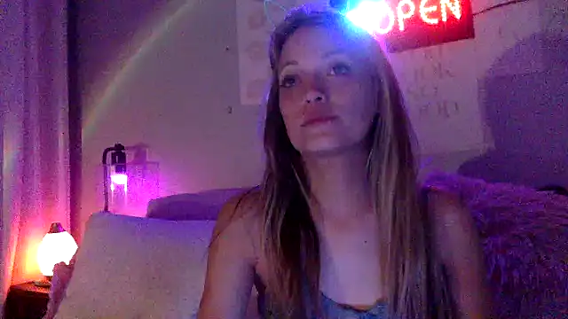 RavenHepburn's Webcam Show
