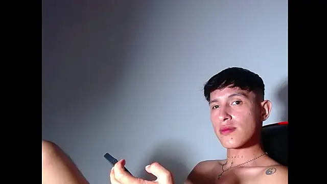 rowanbig Chat XXX in diretta