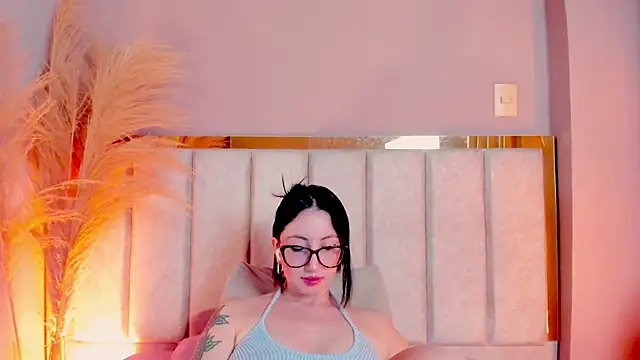 XXX chat uživo modela Emilywatsonn