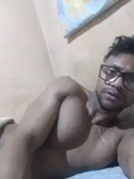 Gomesggc Chat XXX live
