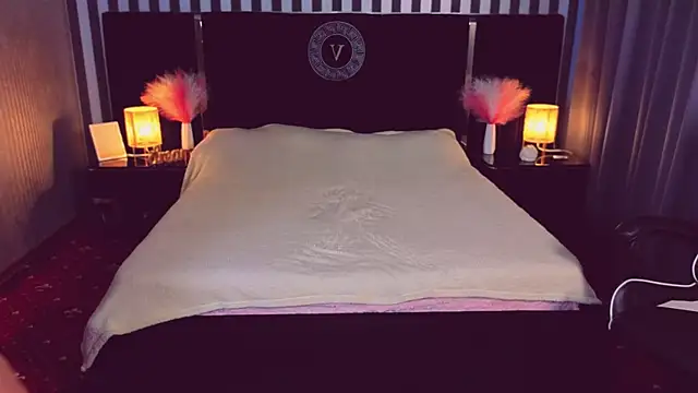 XXX chat uživo modela BettyDark