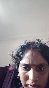 Guriya_0076 লাইভ XXX চ্যাট