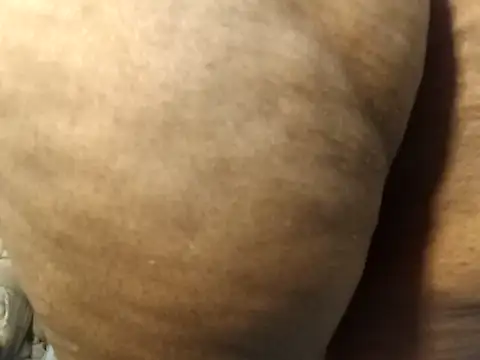 Boringbabe's Live XXX Chat