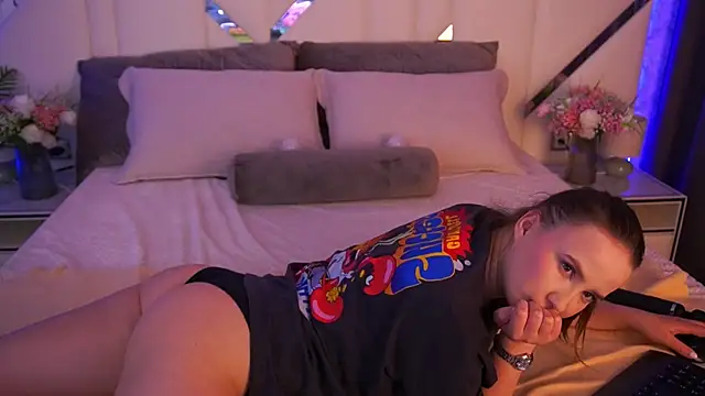 SofieBloom's Live XXX Chat
