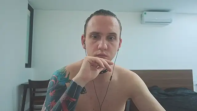 Silent_Stitch Live XXX-chat
