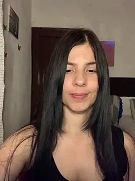 Estefani_32のライブXXXチャット