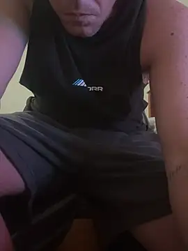 aus_guy93 Adlı Modelin Canlı XXX Sohbeti