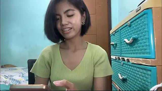 YukikoSchaefers Chat XXX live