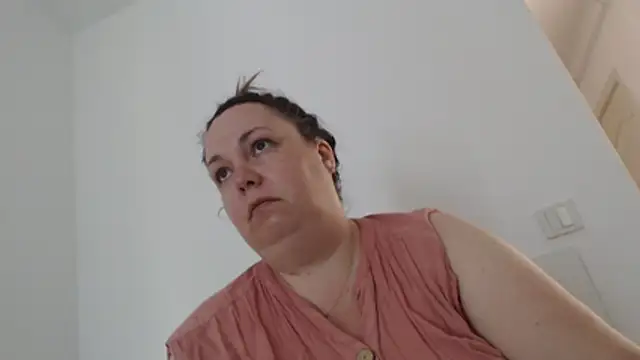 Chat +18 de WendyRhoades ao vivo