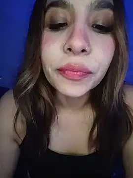 amstheynovak's Live XXX Chat