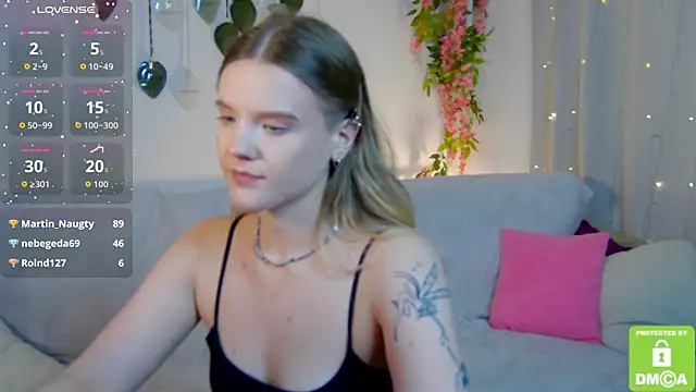 Emma_peach Chat XXX in diretta