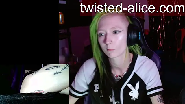 Chat XXX en directo de Twisted_Alice