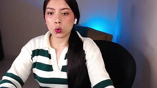 iam_emy's Live XXX Chat