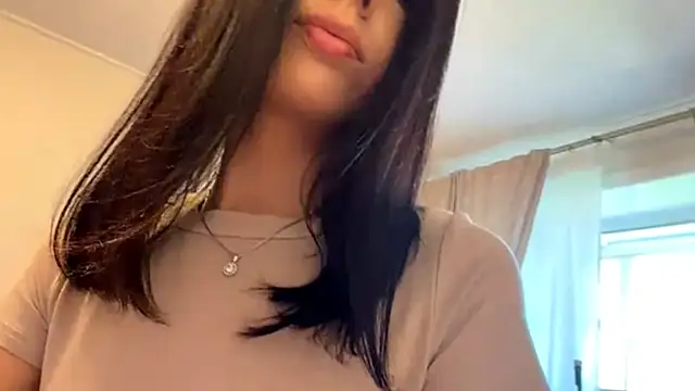 Živý XXX chat LivianDivorce