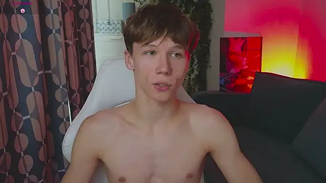 cuMte_boy Chat XXX in diretta