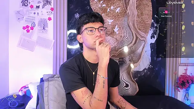 Онлайн чат XXX Alexx_tc