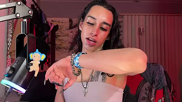 xoFrankie Chat XXX live