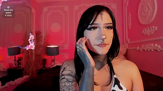 Kat_VonDe Chat XXX in diretta