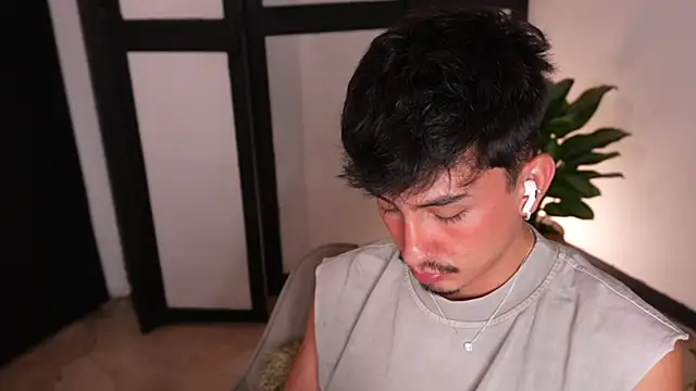 sweettaaron01のライブXXXチャット