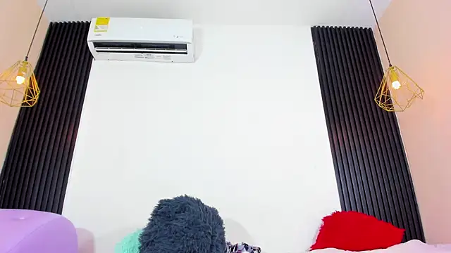 Little_Ethaan: απευθείας συνομιλία ΧΧΧ