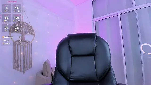 Ginni_charlotte Live XXX-Chat
